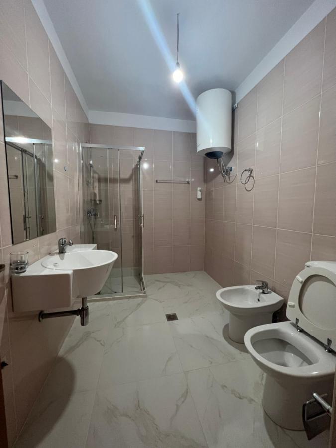 Center-Sea View Apartament,Sarande Ngoại thất bức ảnh